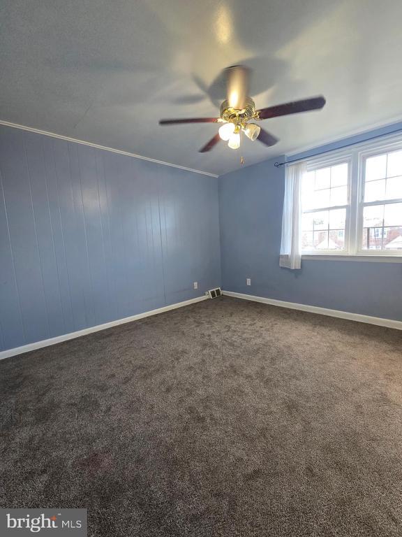 Building Photo - 8729 Ditman St