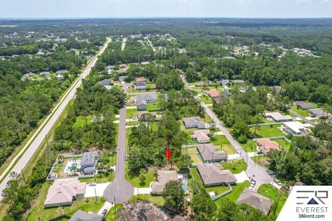 Building Photo - 13 Sleigh Bell Pl