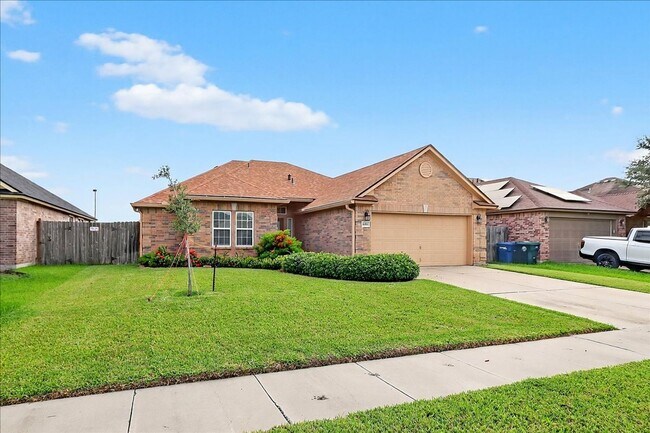 Building Photo - 6018 Tapestry Dr