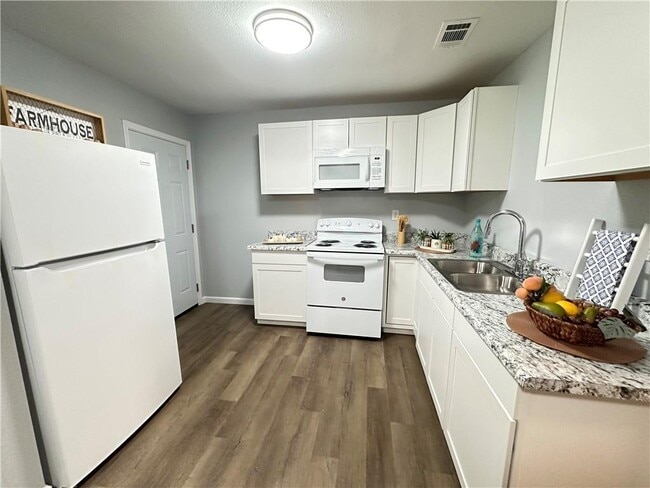 Building Photo - 5318 Knollwood Ct