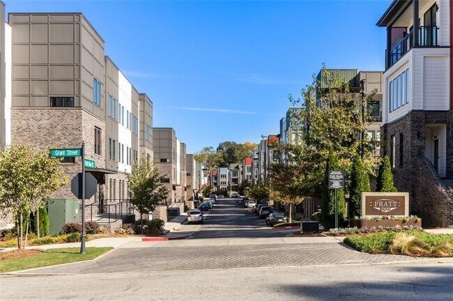 Building Photo - 396 Pratt Dr SE