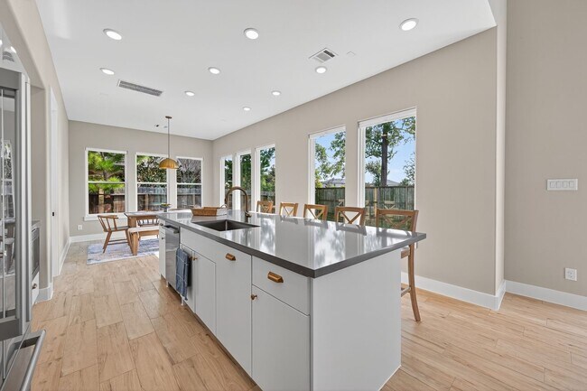 Building Photo - 7507 Faldo Dr