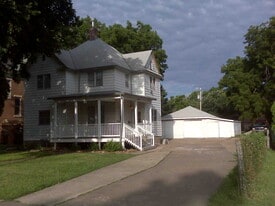 Building Photo - 708 S Santa Fe Ave