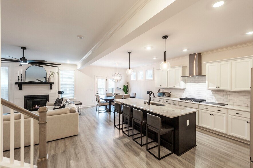 Building Photo - 107 John T Alexander Blvd