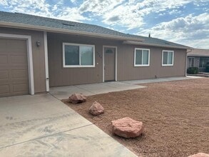 Building Photo - 5775 Debbie Ln