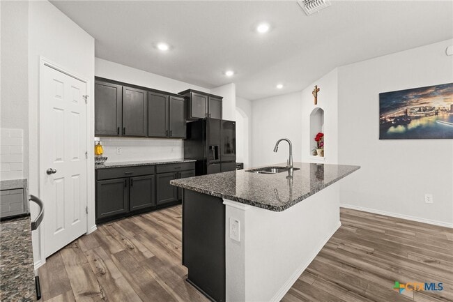 Building Photo - 2341 Aylesbury Dr