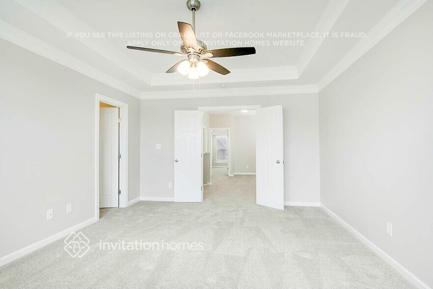 Building Photo - 26 Crest Cir