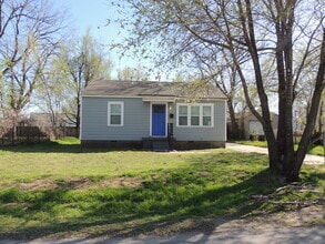 Building Photo - 5312 W 11th Pl