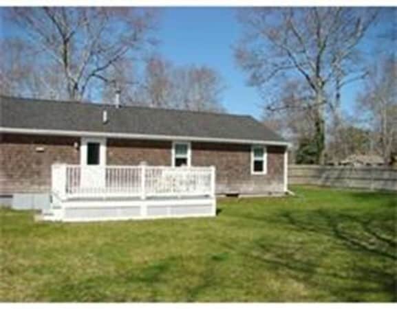 Building Photo - 9 Silver Birch Ave