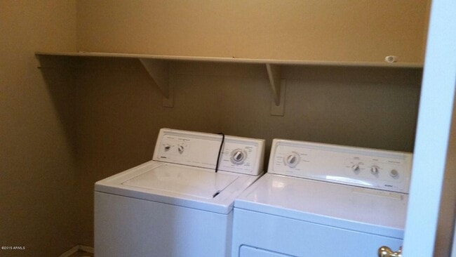 Building Photo - 6919 S 50th Dr