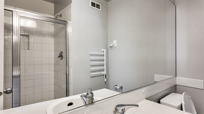 Building Photo - 11560 Stone Ave N