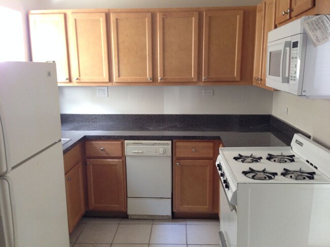 Building Photo - Squirrel Hill - Single Family House on Ros...