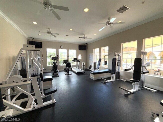 Building Photo - 8754 River Homes Lane