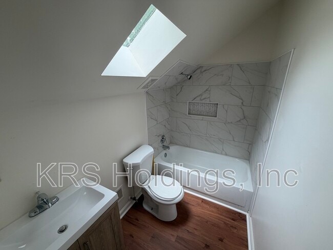 Building Photo - 1222 Corkwood Cir