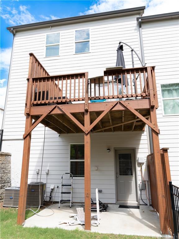 Building Photo - 510 Scenic Pass