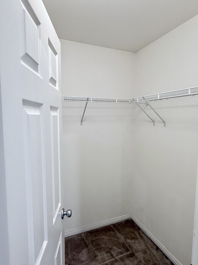 Building Photo - 11226 Evergreen Loop