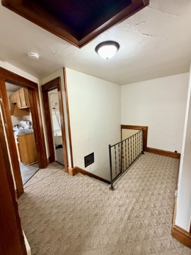 Building Photo - 1251 Walnut St