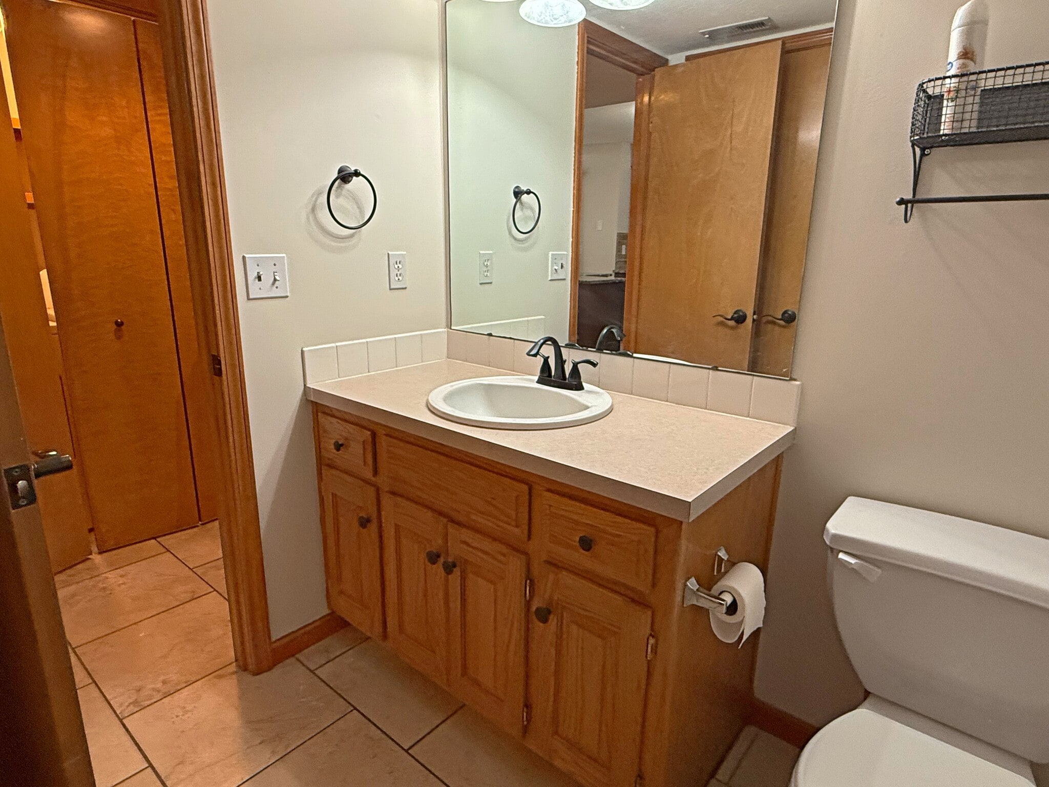 Building Photo - 2716 Larkspur Ct