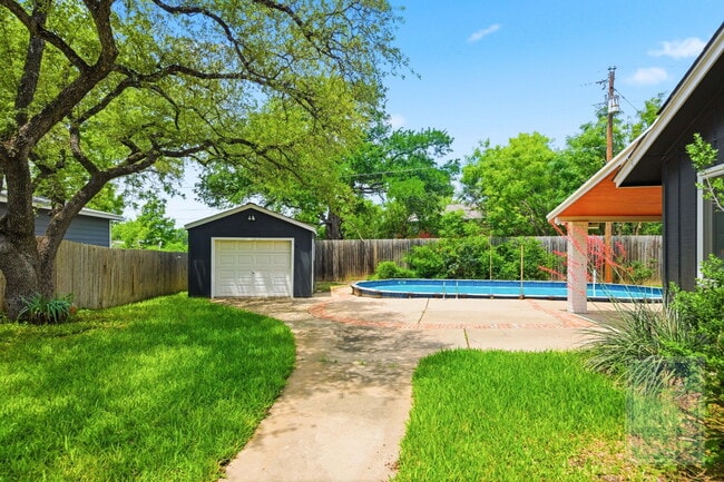 Building Photo - 2616 Chowan Cove