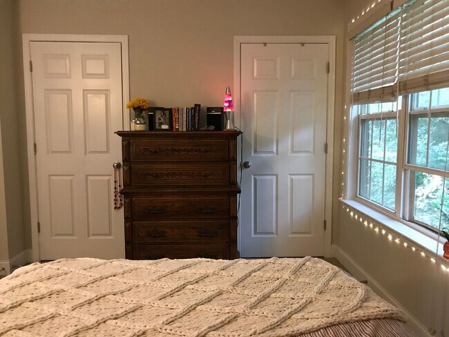 Building Photo - Stones Creek Townhome Condo!