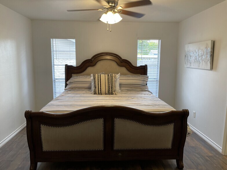 Main Bedroom - 11500 February Drive