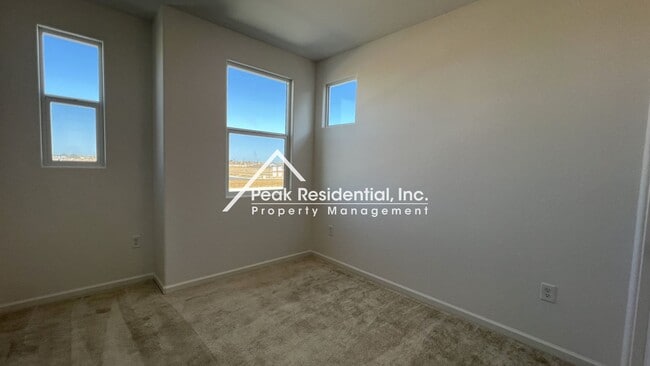 Building Photo - New Elk Grove 3bd/2.5ba Home near Big Horn...