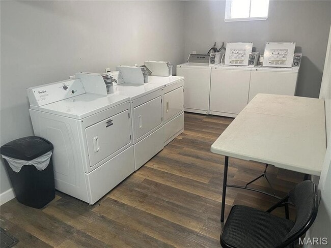 Building Photo - 255 Chambers Rd