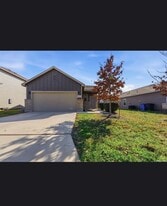 Building Photo - 2521 Hiddenbrooke Trce