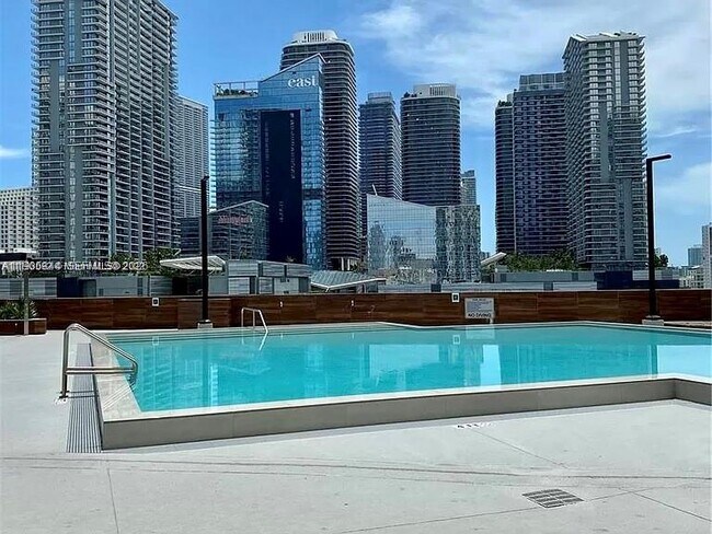 Building Photo - 350 S Miami Ave