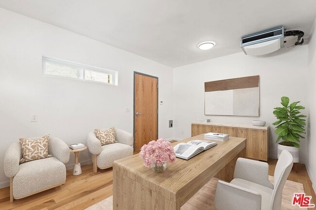 Building Photo - 6531 Arlington Ave