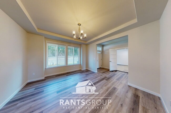 Building Photo - Beautiful Steilacoom Ridge Home! Easy freeway access!