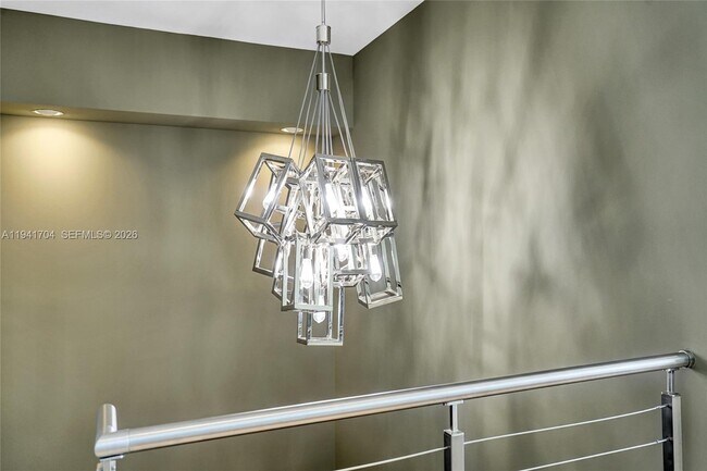 Building Photo - 1800 S Ocean Dr