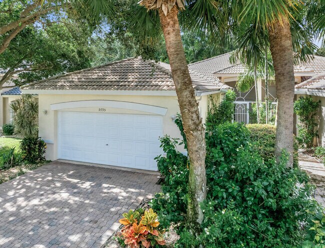 Building Photo - 9795 Crescent View Dr S