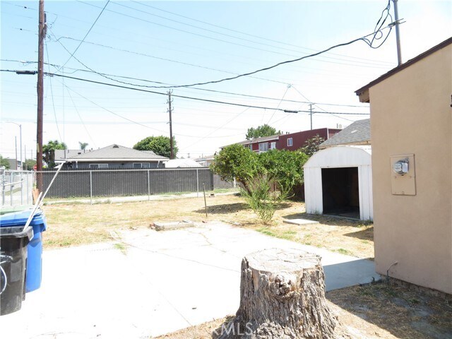 Building Photo - 403 E 97th St