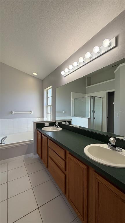 Building Photo - 7965 Golden Pond Ct