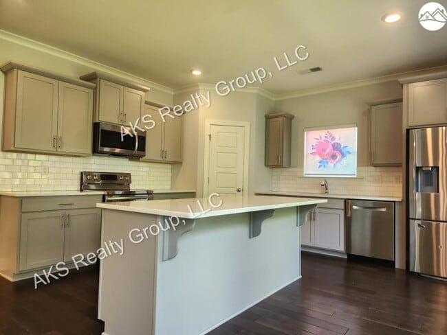 Building Photo - 4030 Camellia Ridge Cove