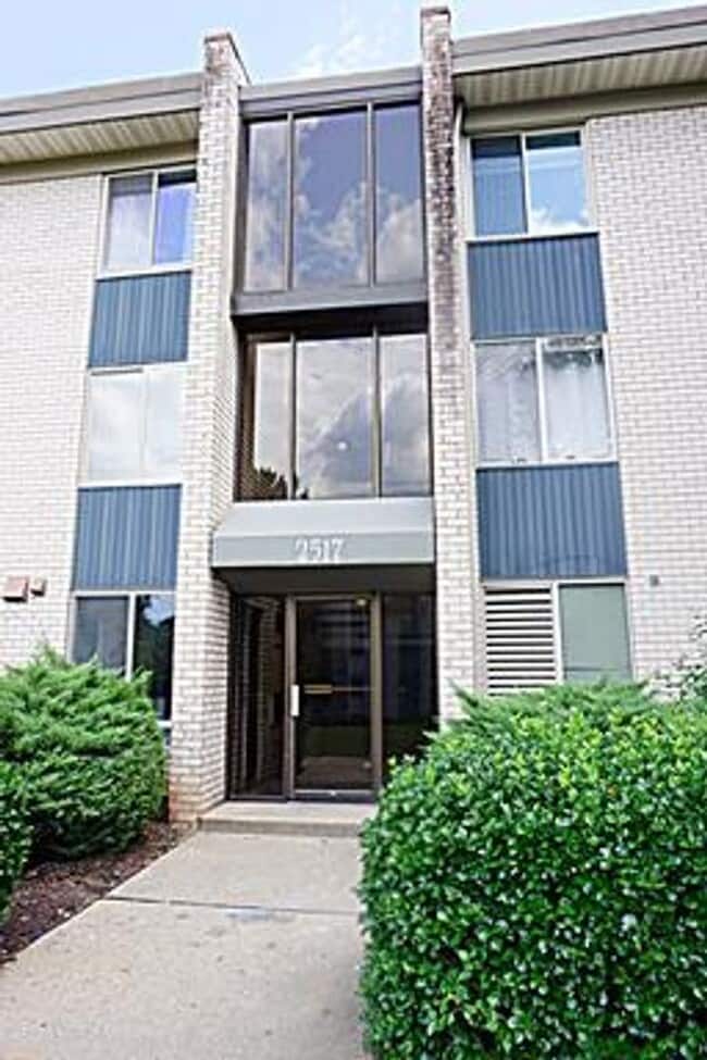 Primary Photo - Beautifully Remodel Top-Level Condo!