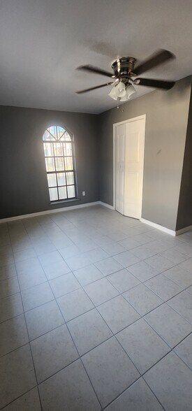 Building Photo - 1328 Andrews St