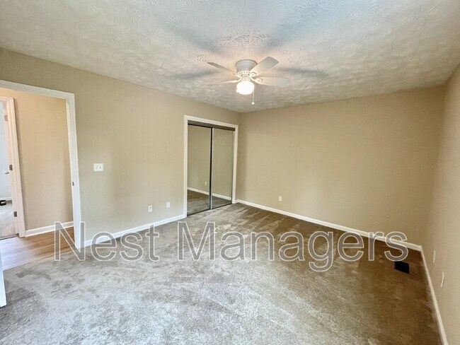 Building Photo - 623 Daharan Dr