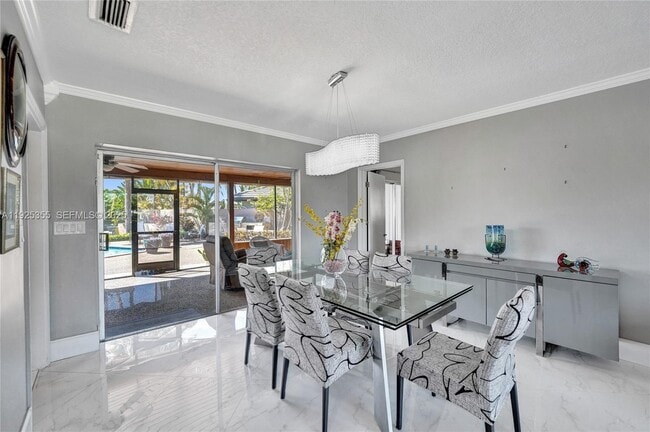 Building Photo - 4060 NE 26th Ave