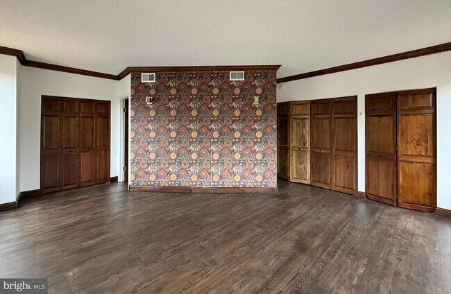 Building Photo - 2731 M St NW