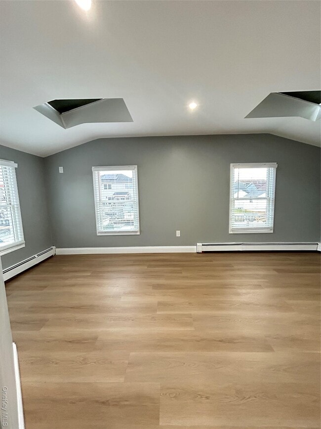 Building Photo - 3680 Naomi St