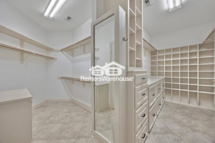 Building Photo - 63 E Slatestone Cir