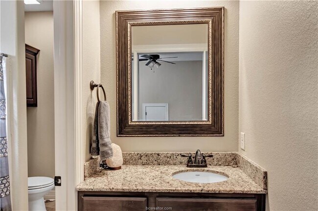 Building Photo - 1001 Welsh Ave