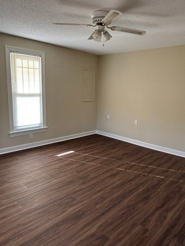 Building Photo - 2314 Hannah Creek Rd