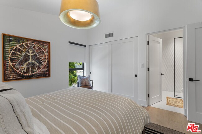 Building Photo - 929 Marco Pl