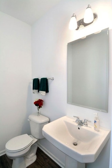 Building Photo - 202 Timberleaf Cir