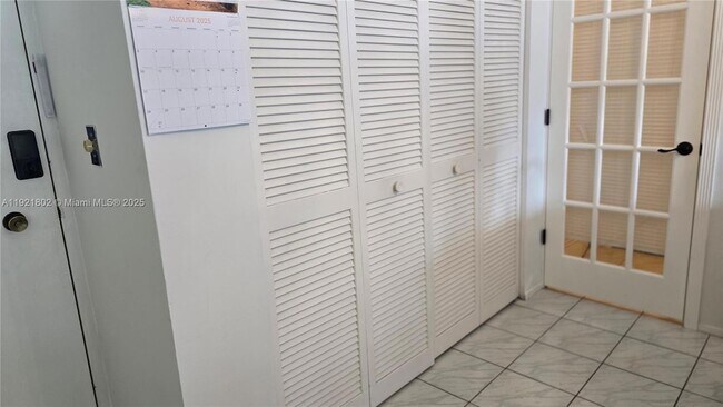 Building Photo - 1985 S Ocean Dr