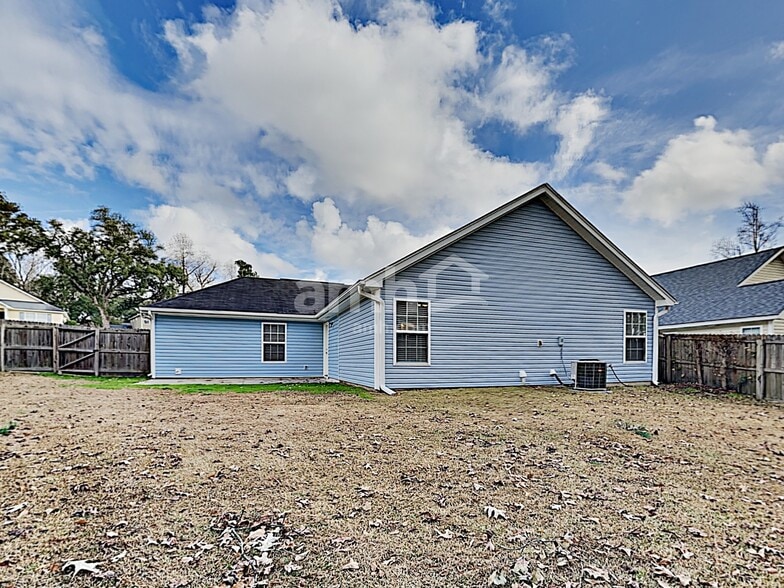 Building Photo - 1037 Steelchase Lane