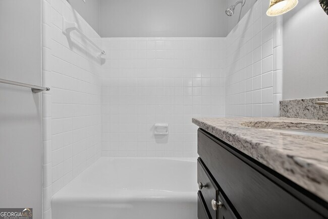 Building Photo - 4854 Springfield Dr
